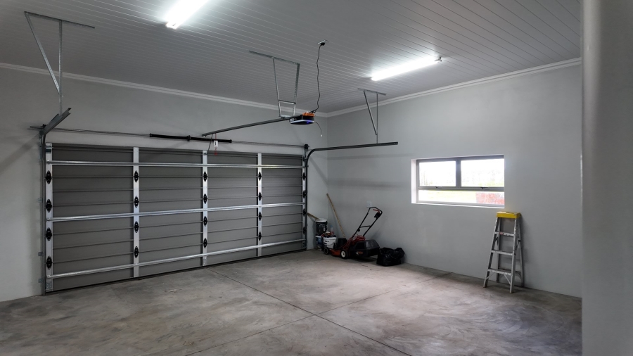 3 Bedroom Property for Sale in Stilbaai Wes Western Cape